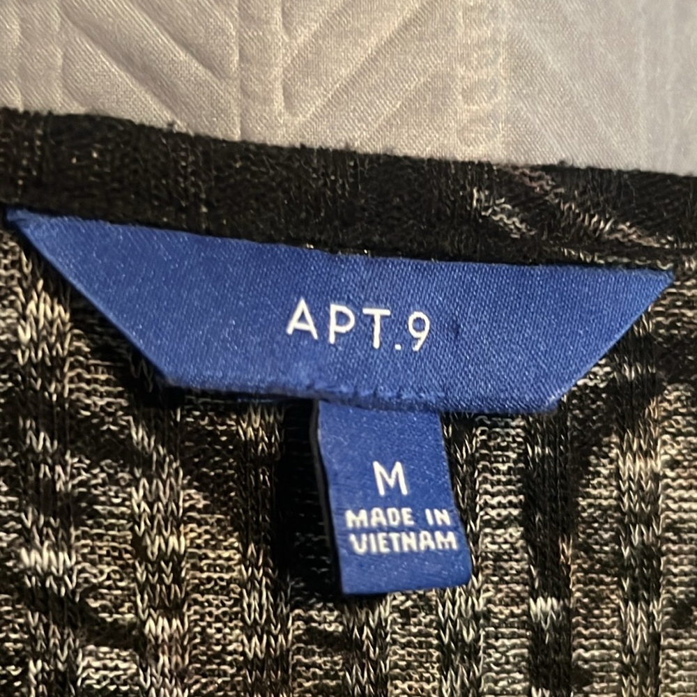 Apt. 9 Floral Ribbed Top - Picture 3 of 4